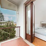 Spazioso Trilocale 6 Posti Letto A 10 Minuti Da Torino Con Box Auto Incluso