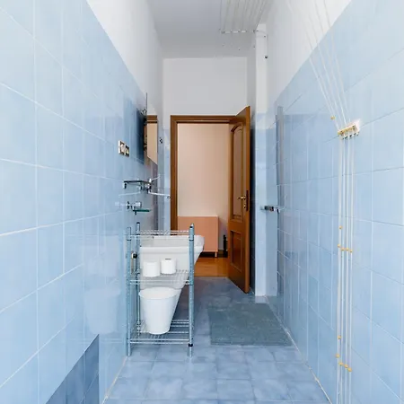 Spazioso Trilocale 6 Posti Letto A 10 Minuti Da Torino Con Box Auto Incluso *