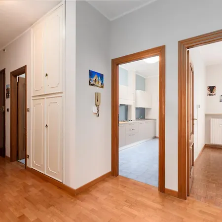 Spazioso Trilocale 6 Posti Letto A 10 Minuti Da Torino Con Box Auto Incluso * Pino Torinese