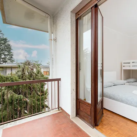 Spazioso Trilocale 6 Posti Letto A 10 Minuti Da Torino Con Box Auto Incluso